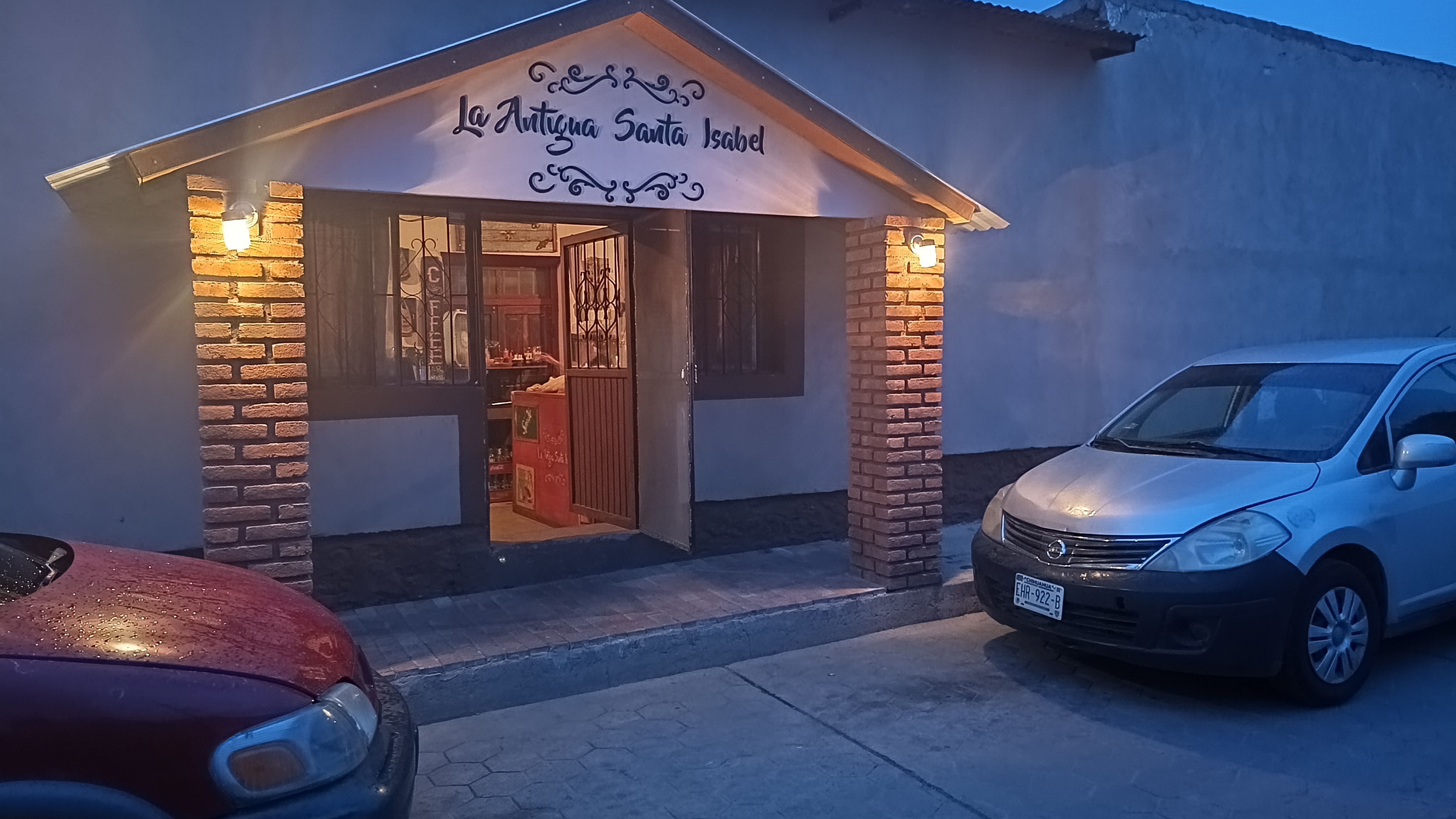 La Antigua Santa Isabel Menuderia image 1