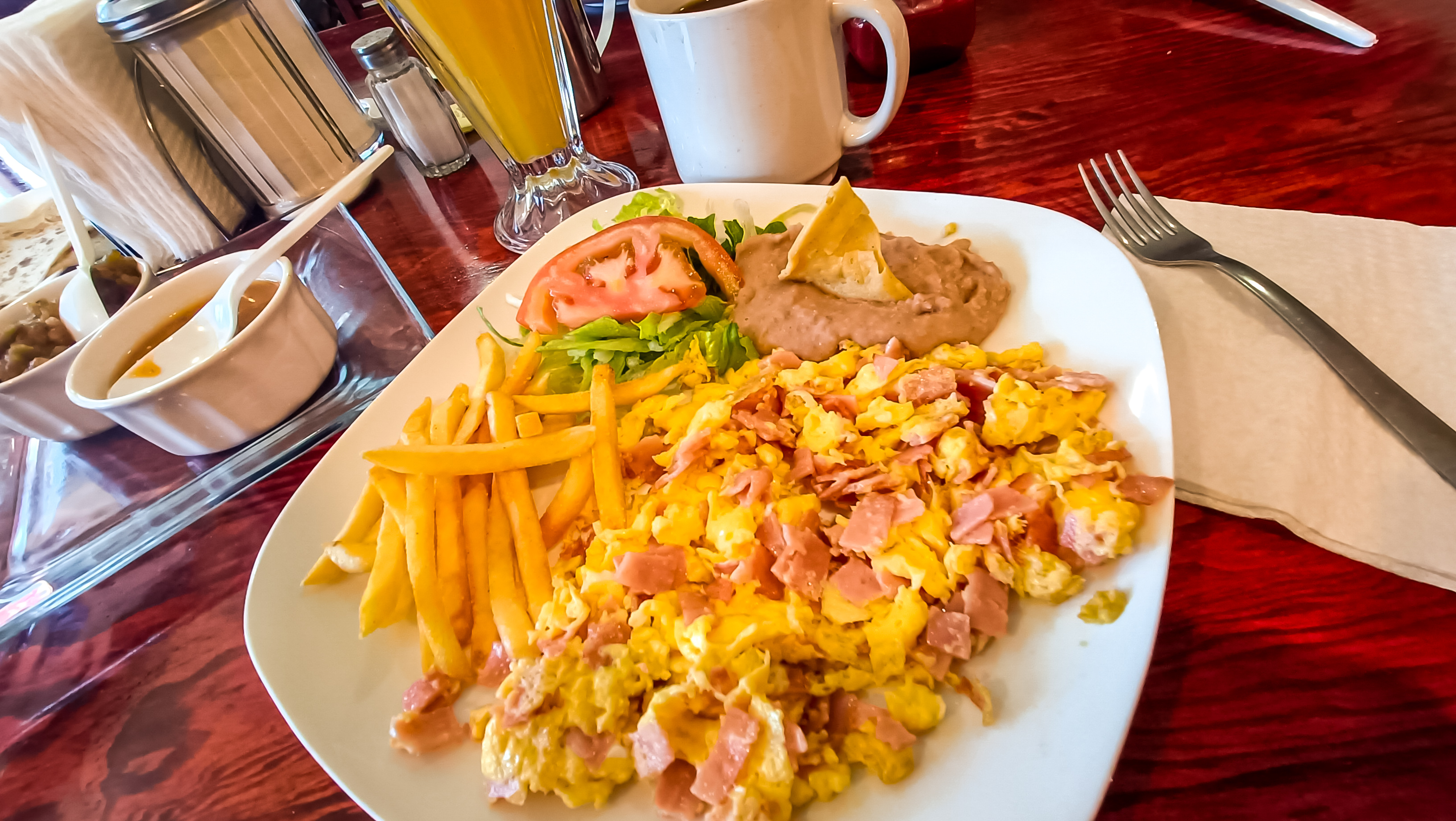 Las Palmas Cafetería image 4