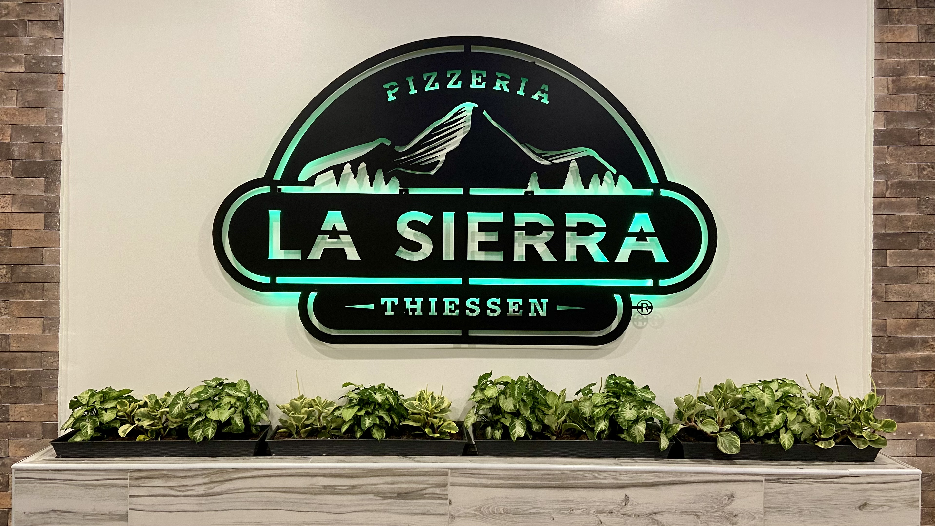 Pizzería La Sierra image 4