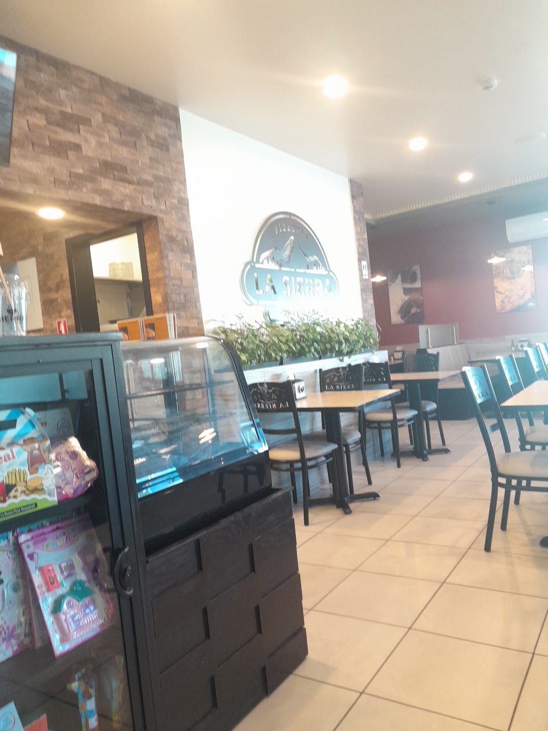 Pizzería La Sierra image 7