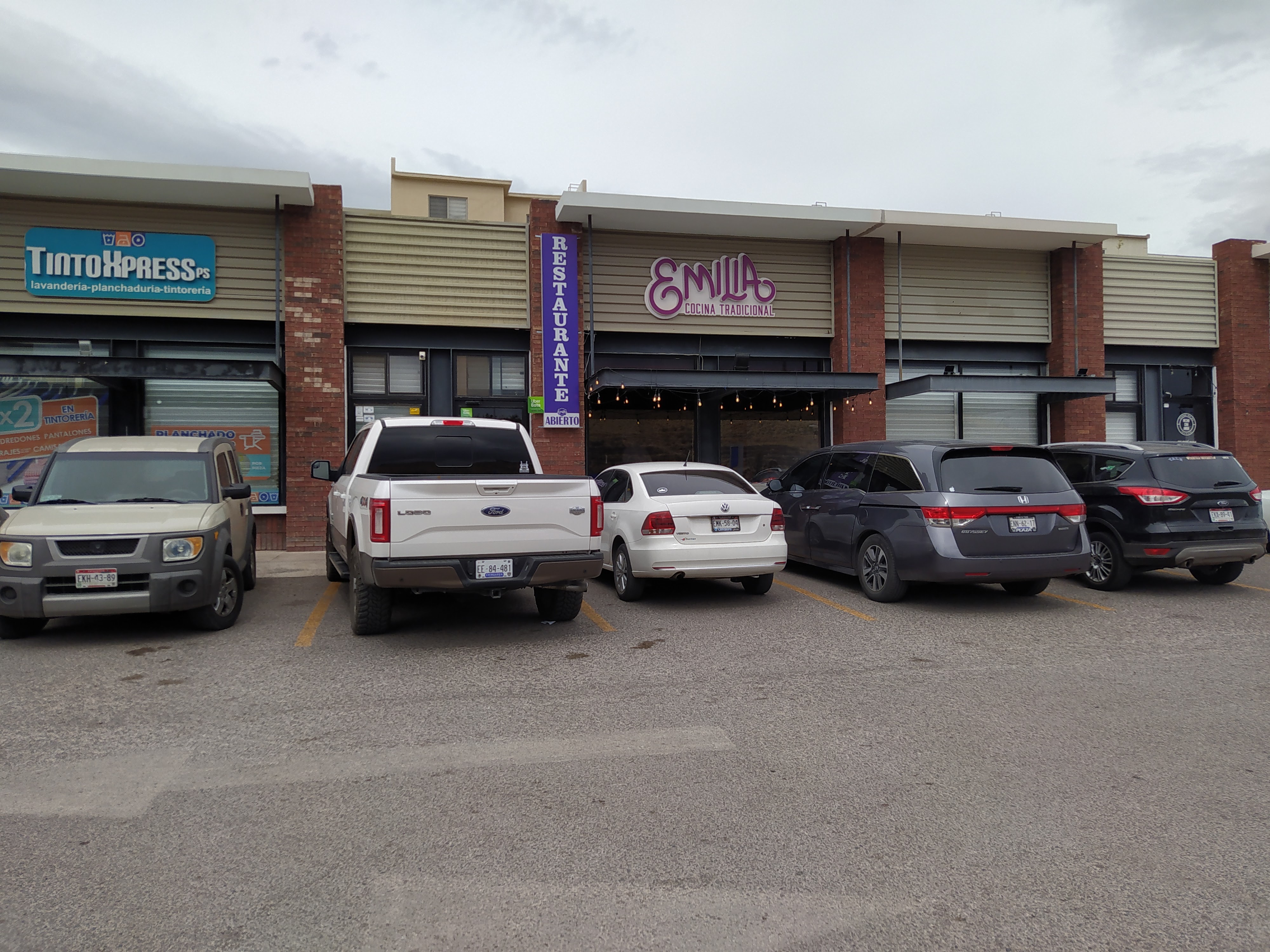 Emilia Cocina Tradicional image 6