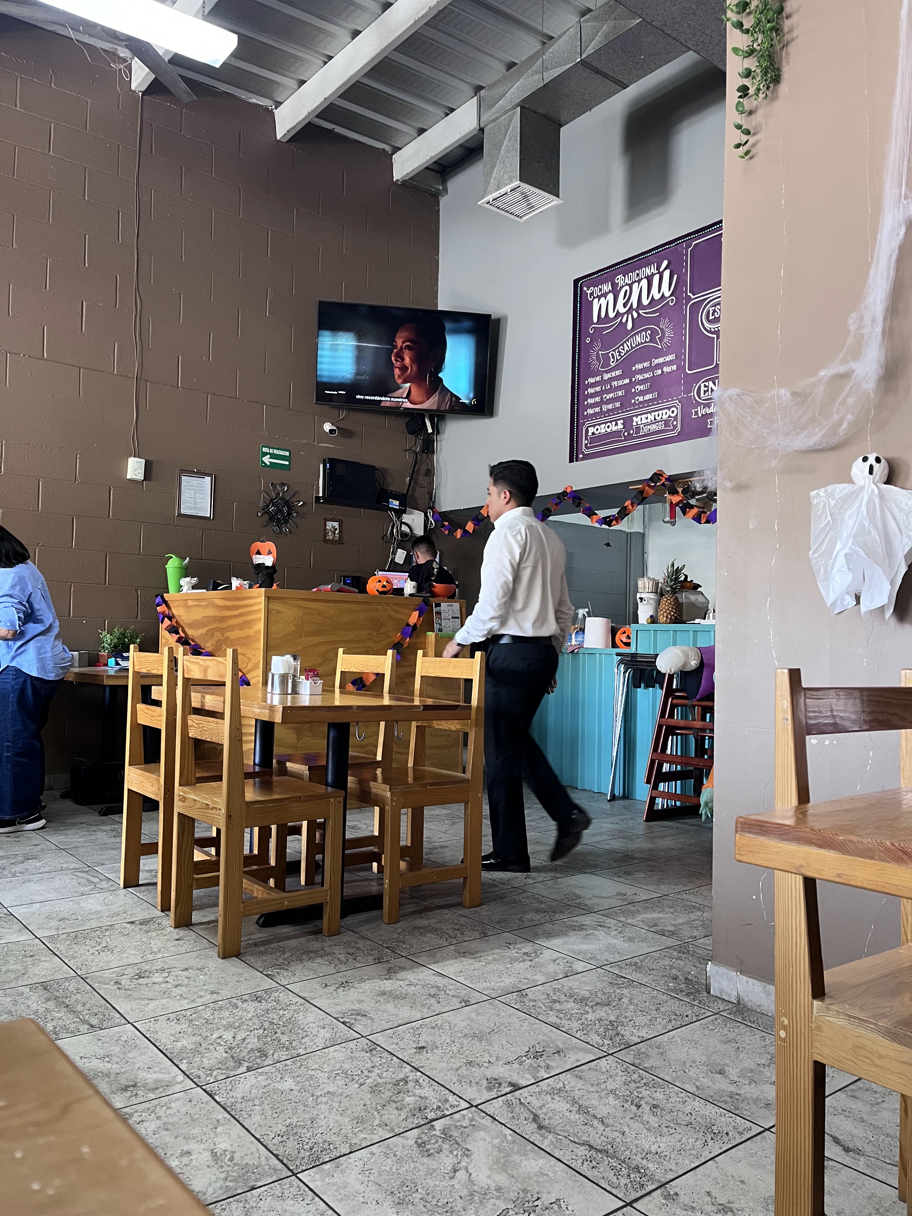 Emilia Cocina Tradicional image 7