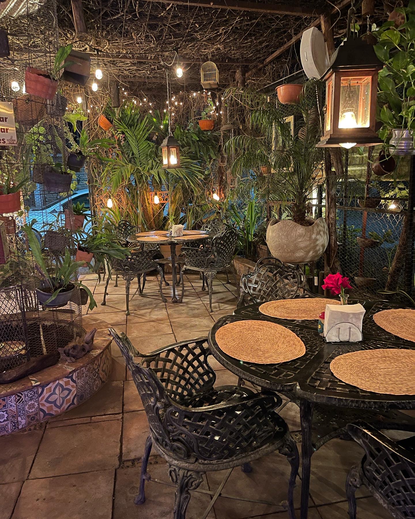 REST. SEGUNDO PATIO image 1