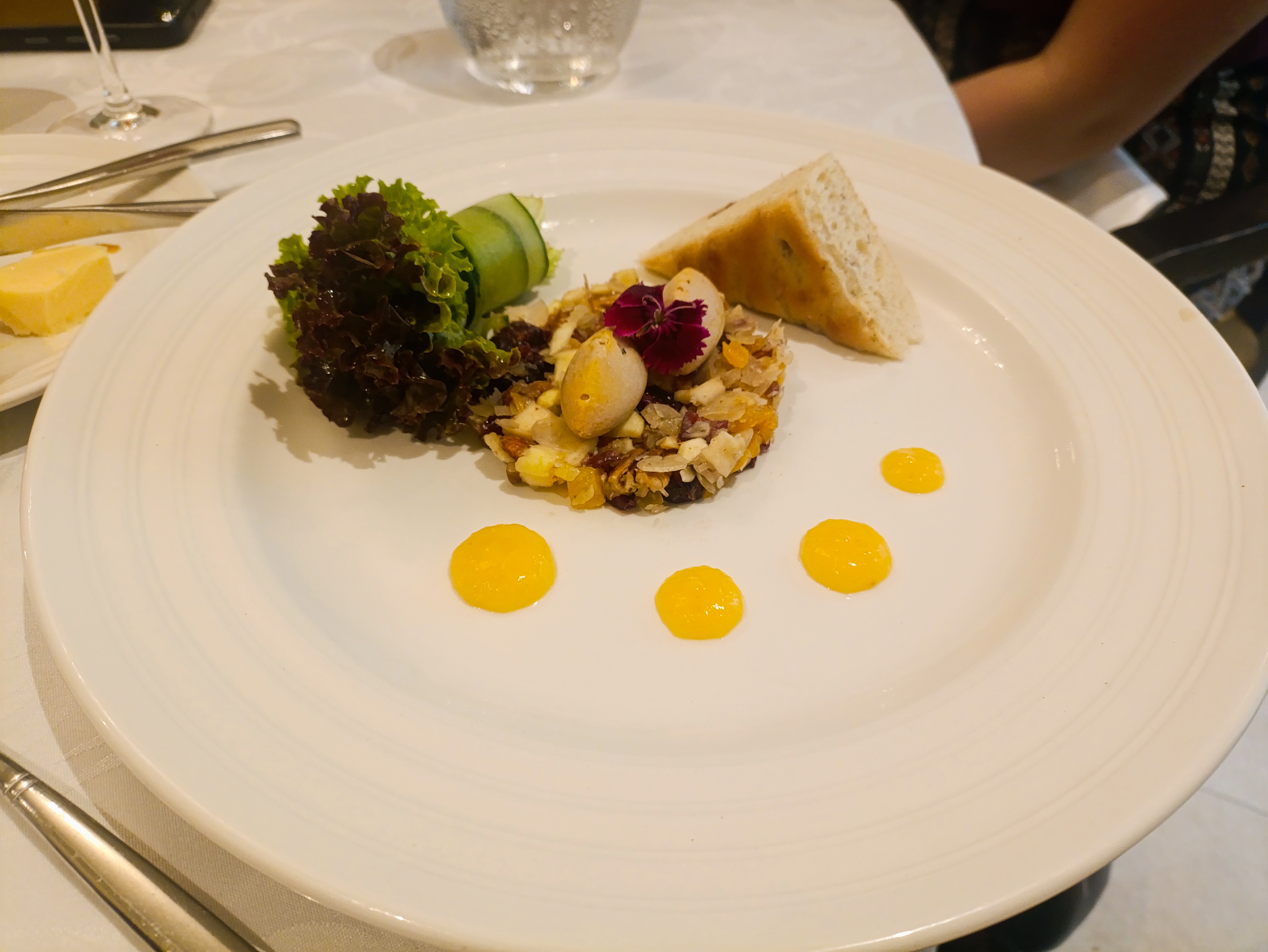 Le Gourmet Restaurant image 8