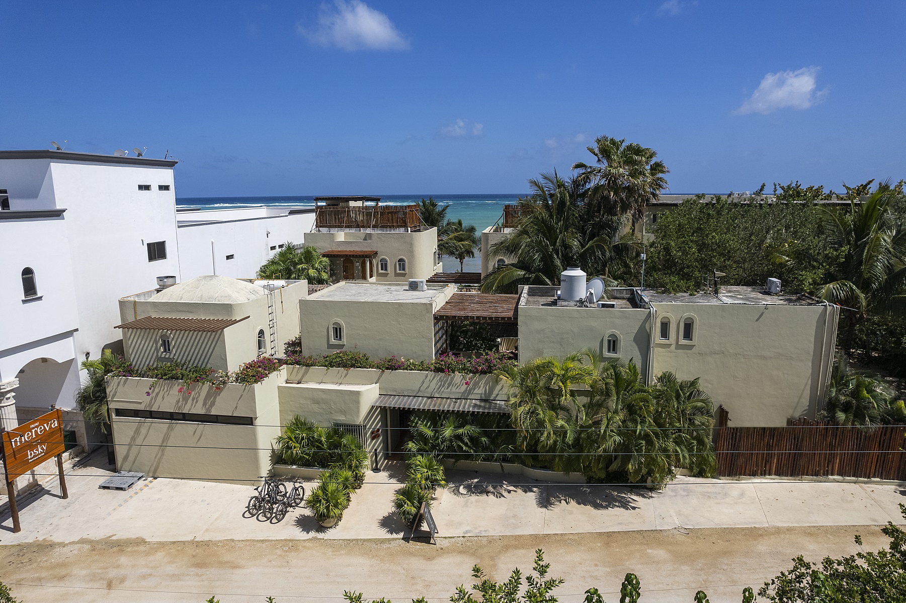 Bsky Restaurant image 3