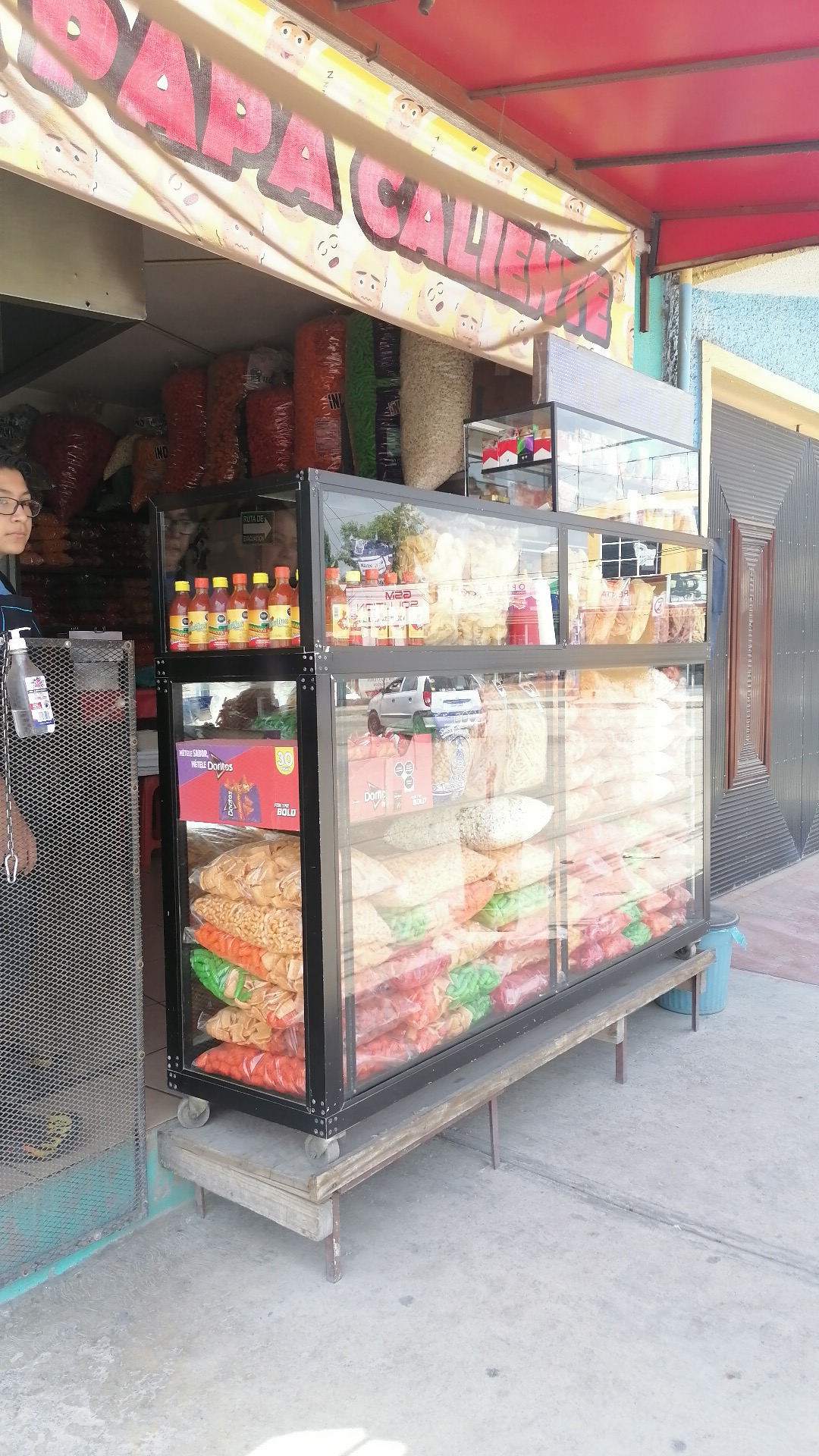 Ricos Chicharrones Y Papas image 5