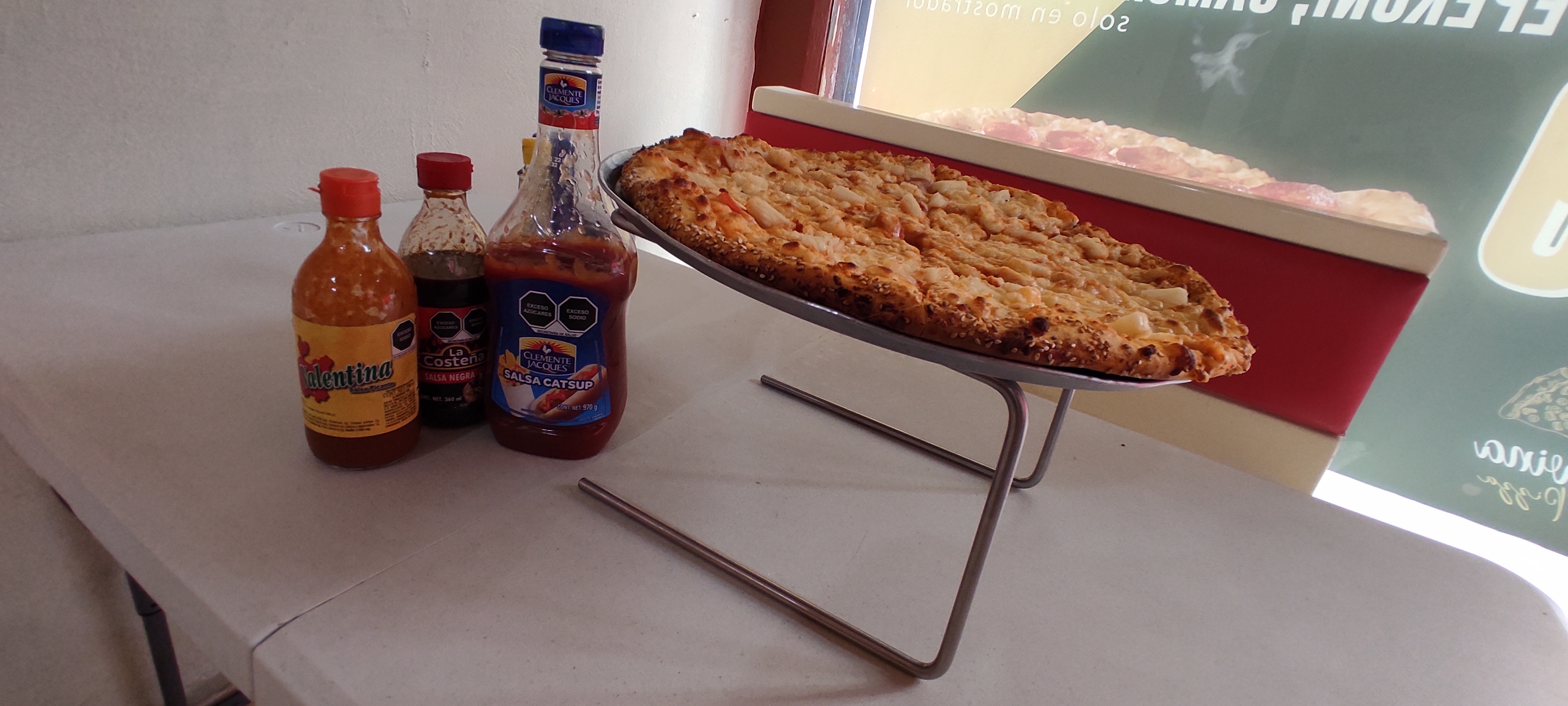 La Divína Pizza image 2