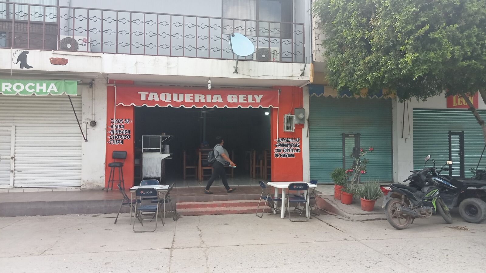 Taquería gely image 2