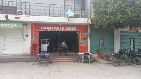 Taquería gely image 2