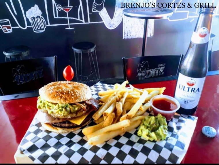 Brenjo's cortes & grill image 9