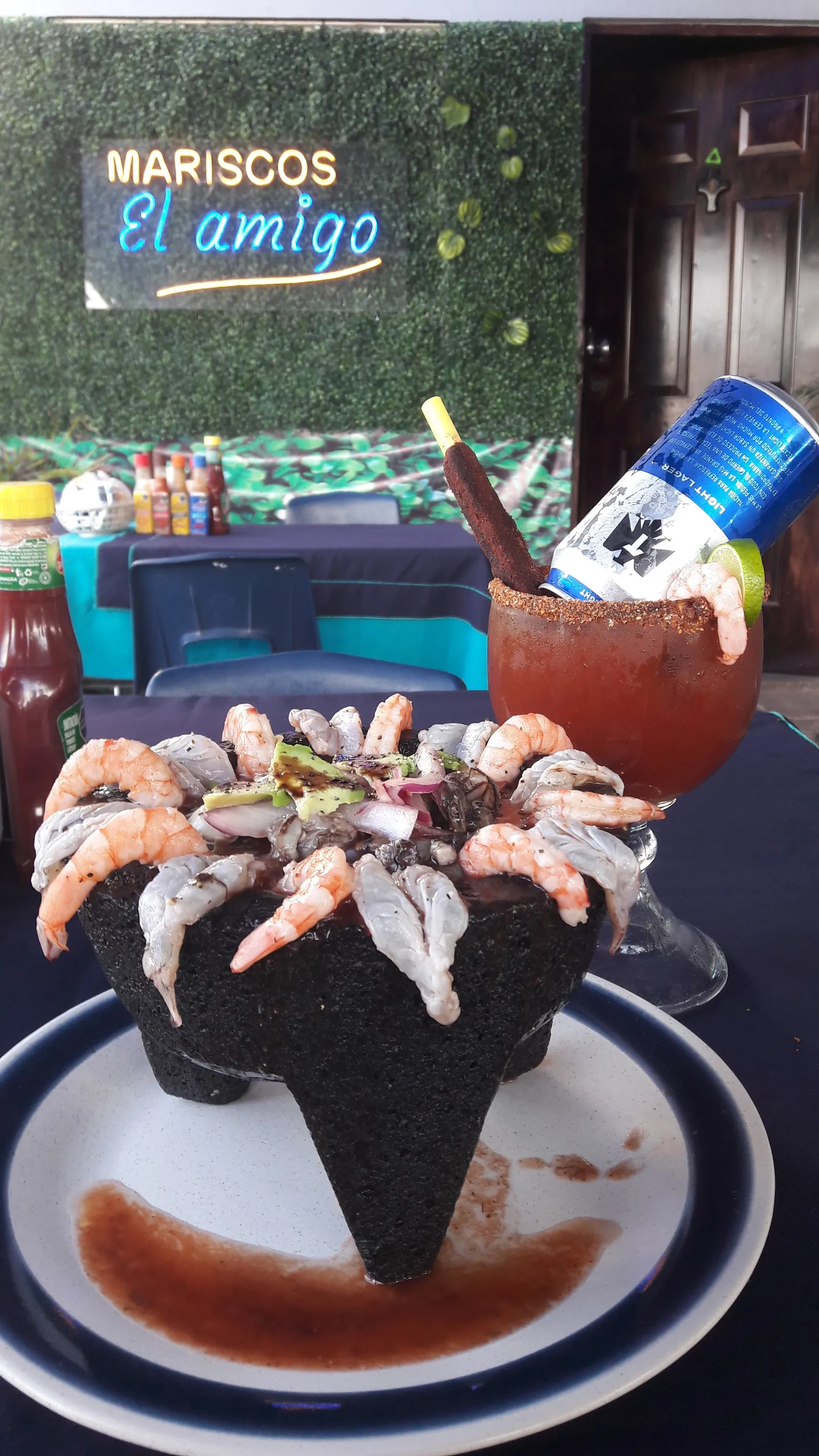 Mariscos el amigo image 5