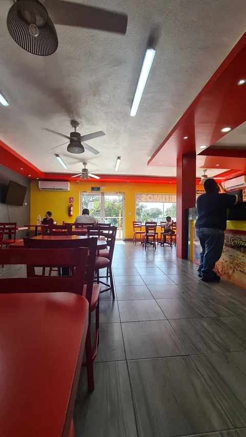 Mutcha pizza cienega de Flores image 5