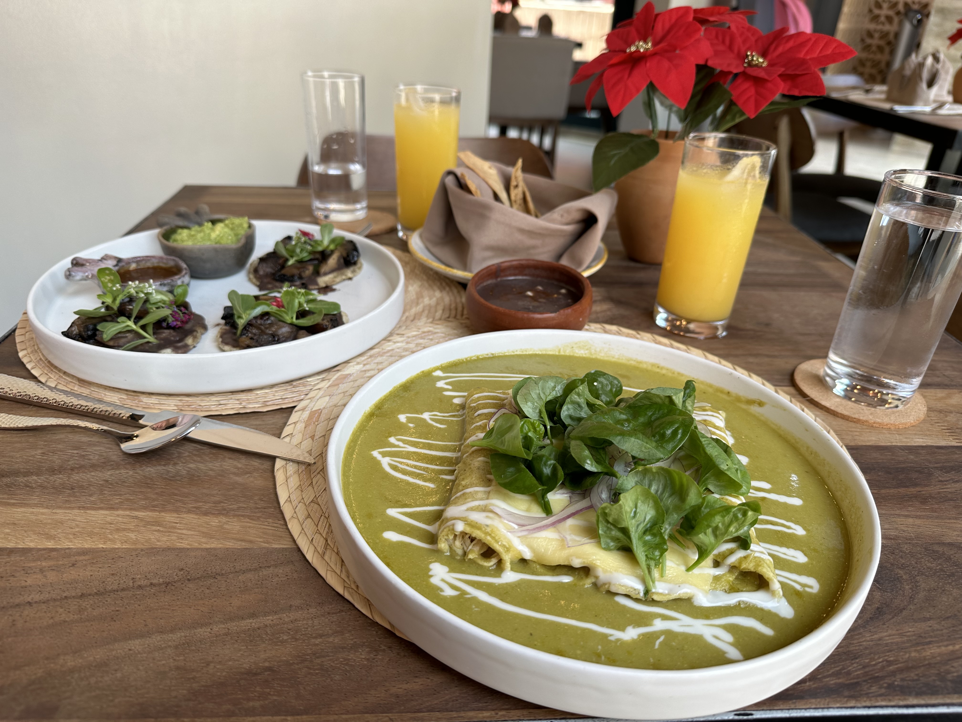 RAÍCES Cocina de Autor image 5