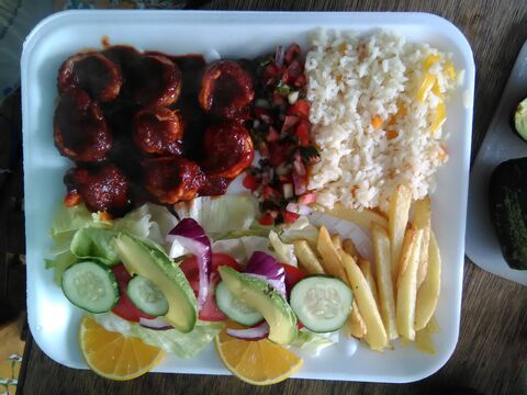 Mariscos Mordis image 6