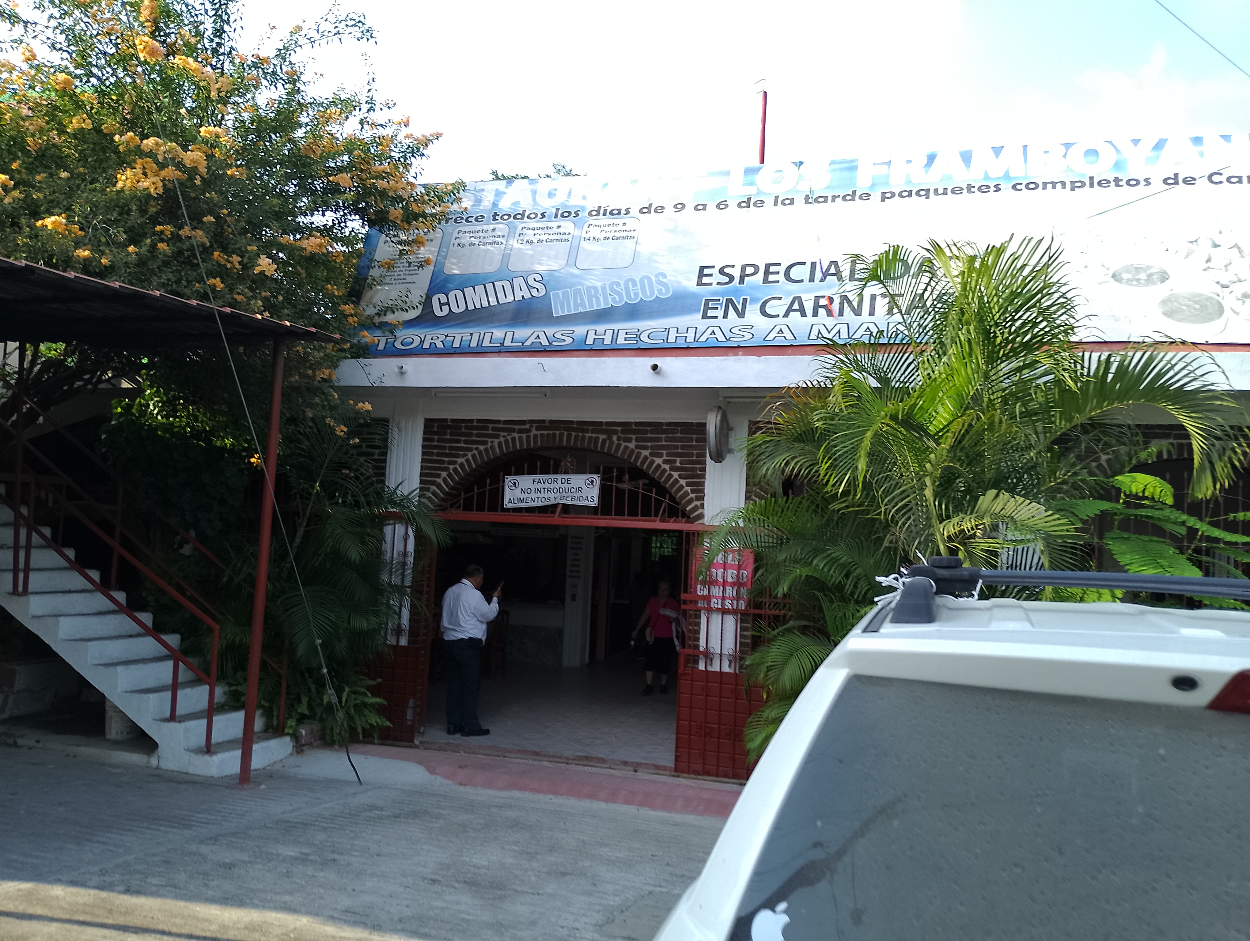 Los Framboyanes image 6