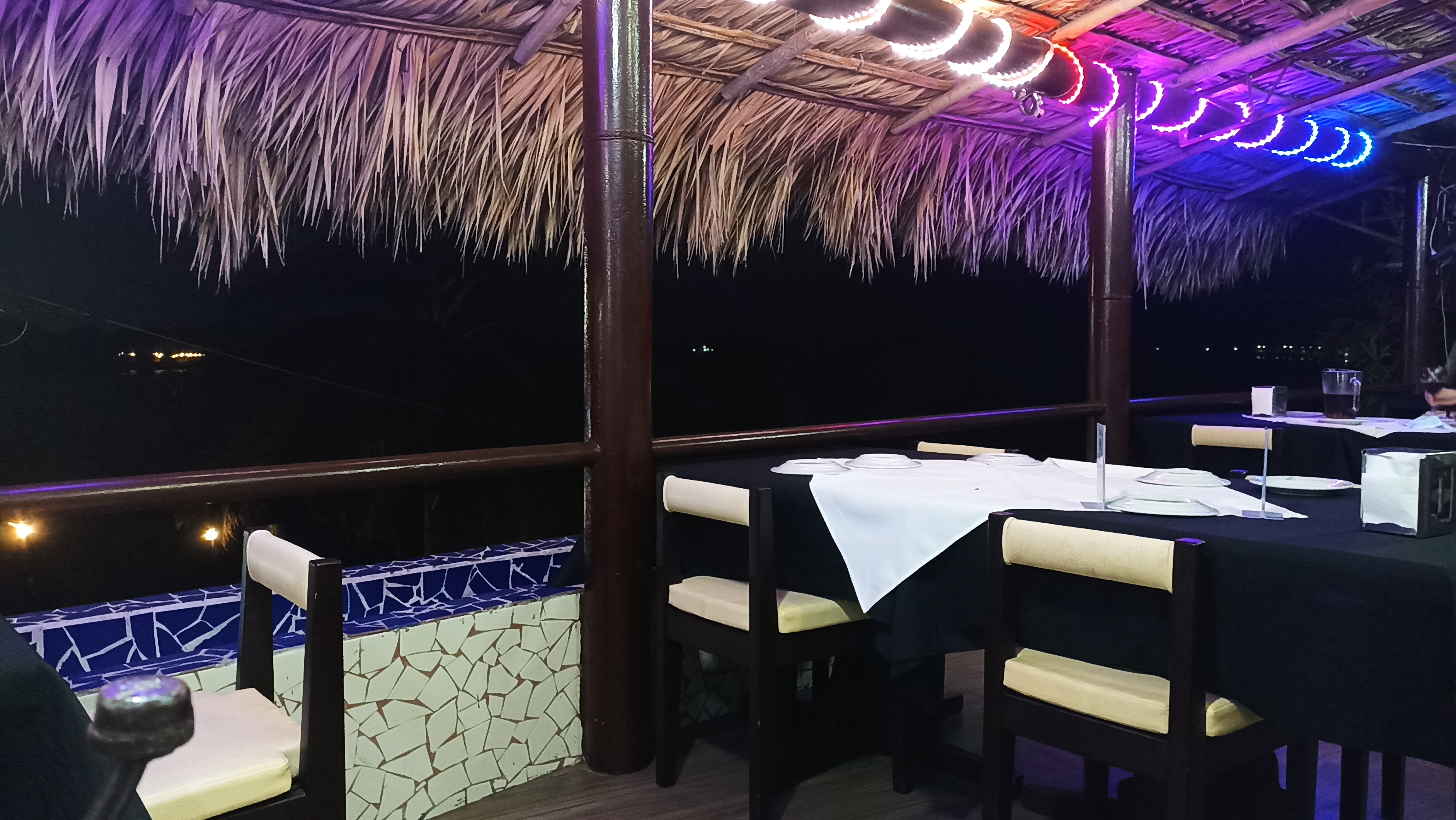 Mar y Tierra image 10