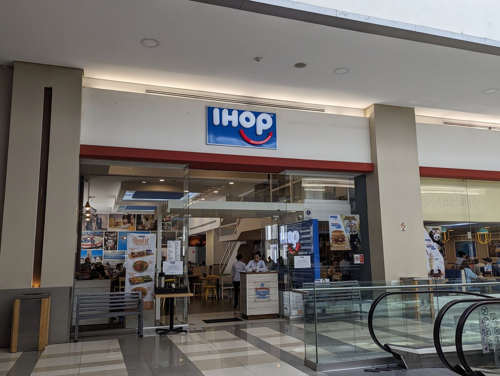 IHOP image 8