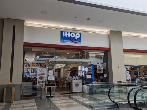 IHOP image 8