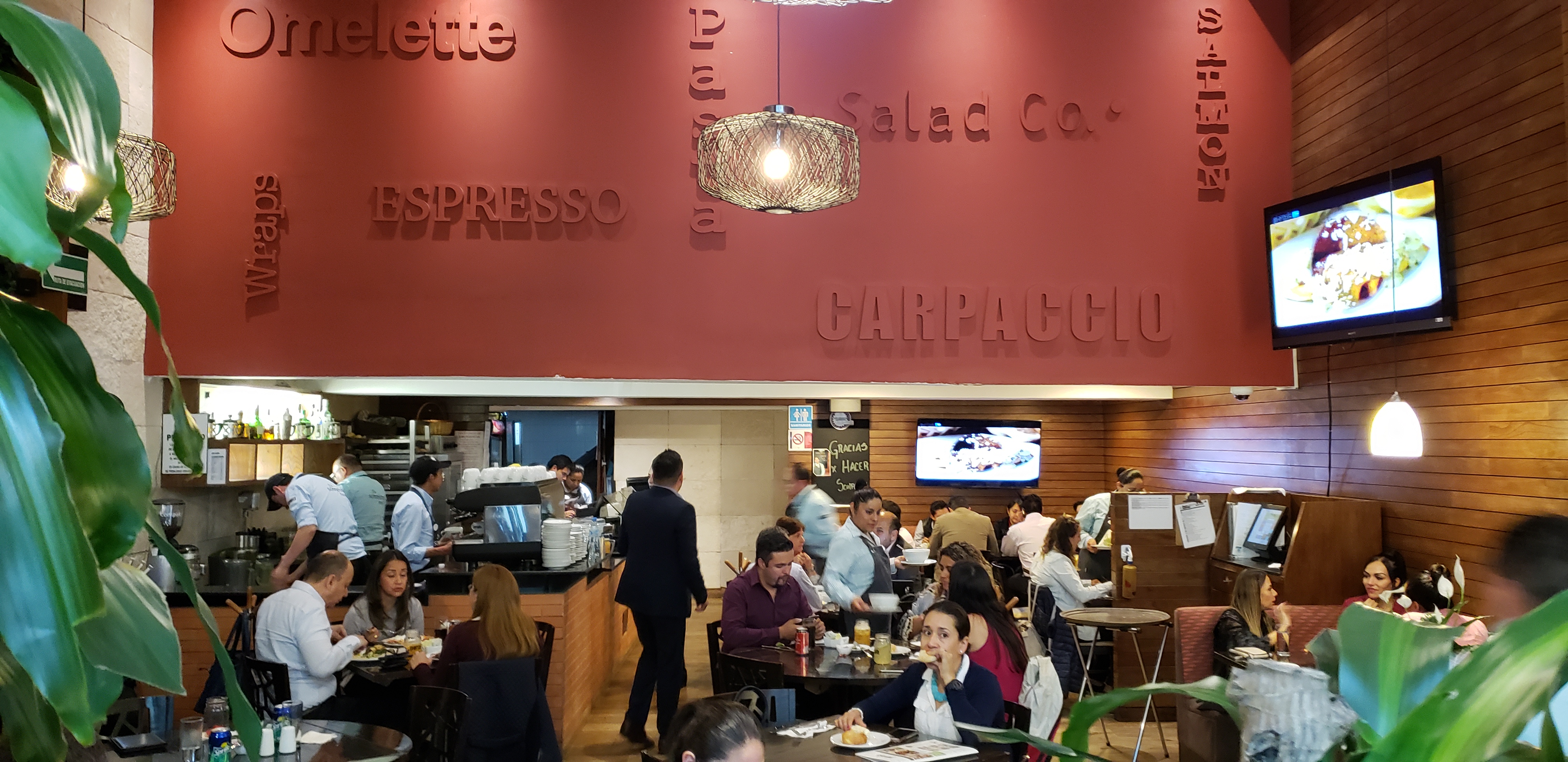 Giornale Arcos Bosques image 1