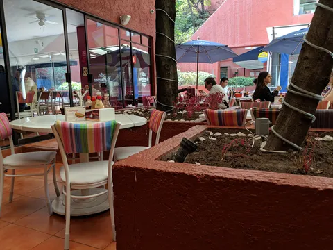 Mi Gusto Es image 8