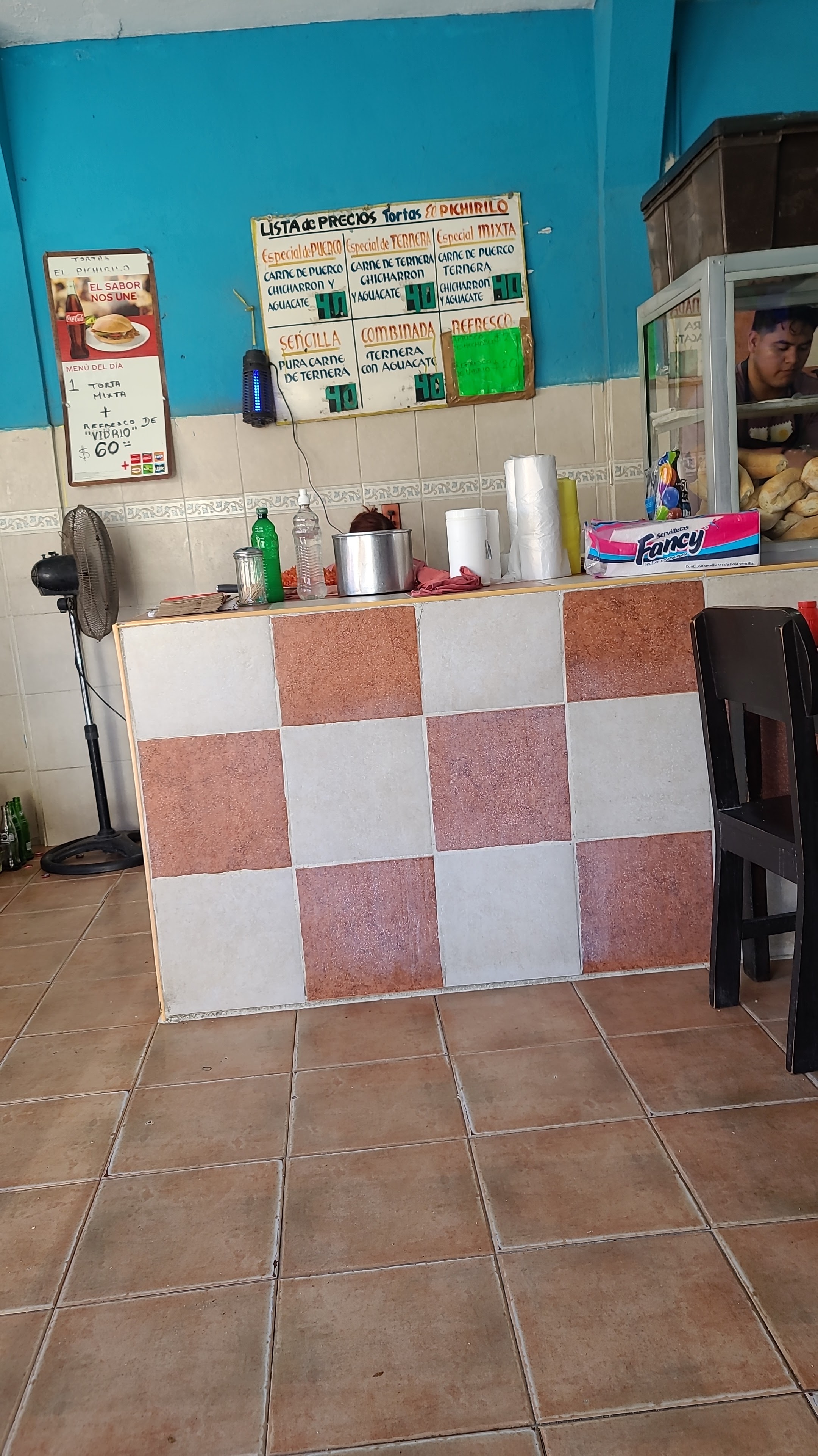 Tortas El Pichirilo image 7