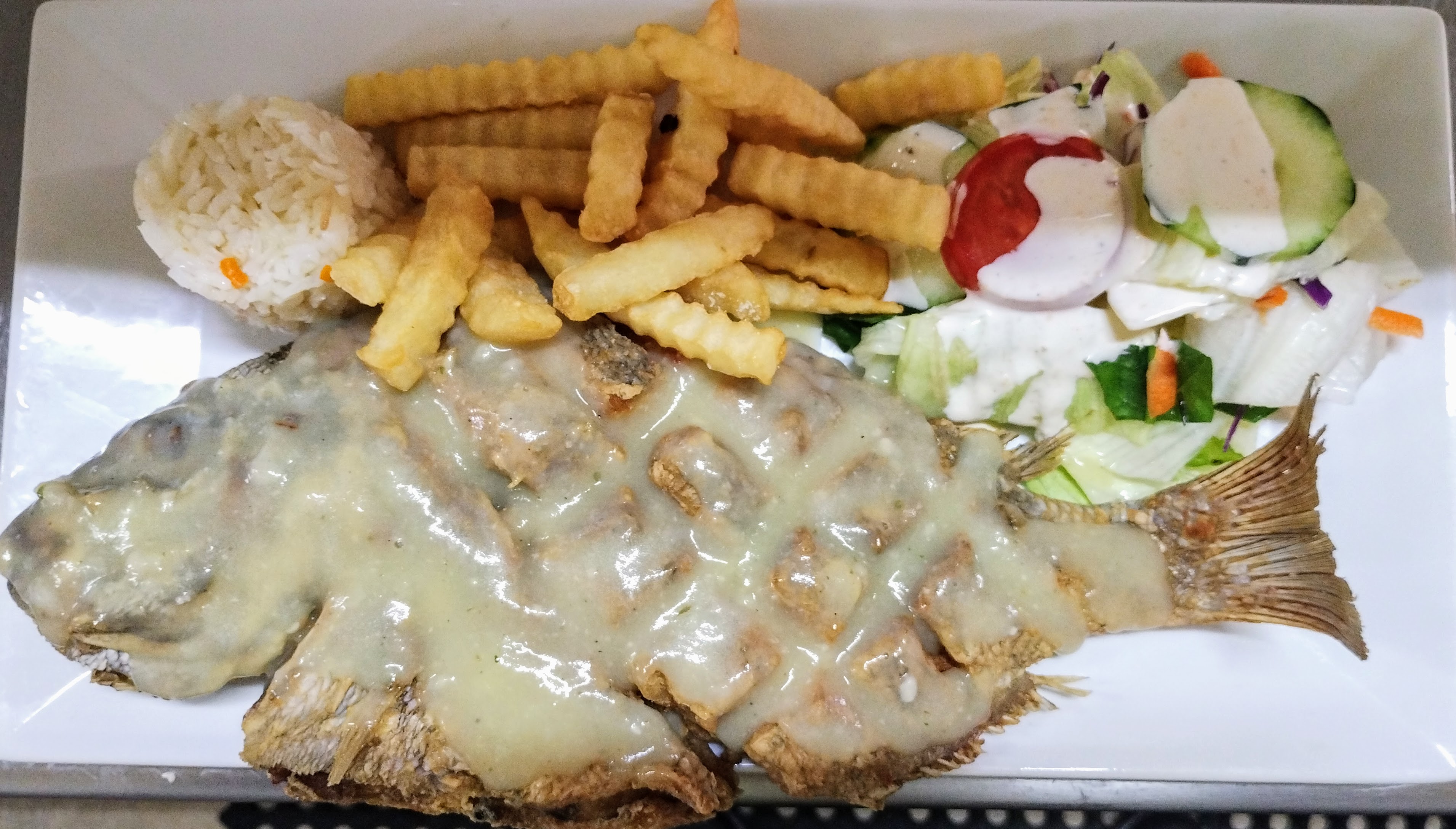 Restaurante de Mariscos y Carnes "El Mirador" image 5