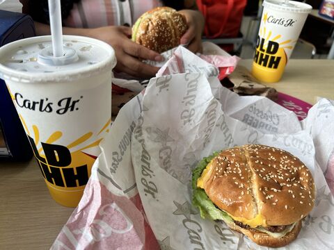 Carl's Jr. image 2