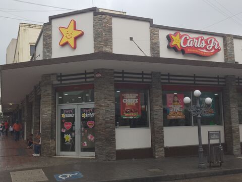 Carl's Jr. image 5