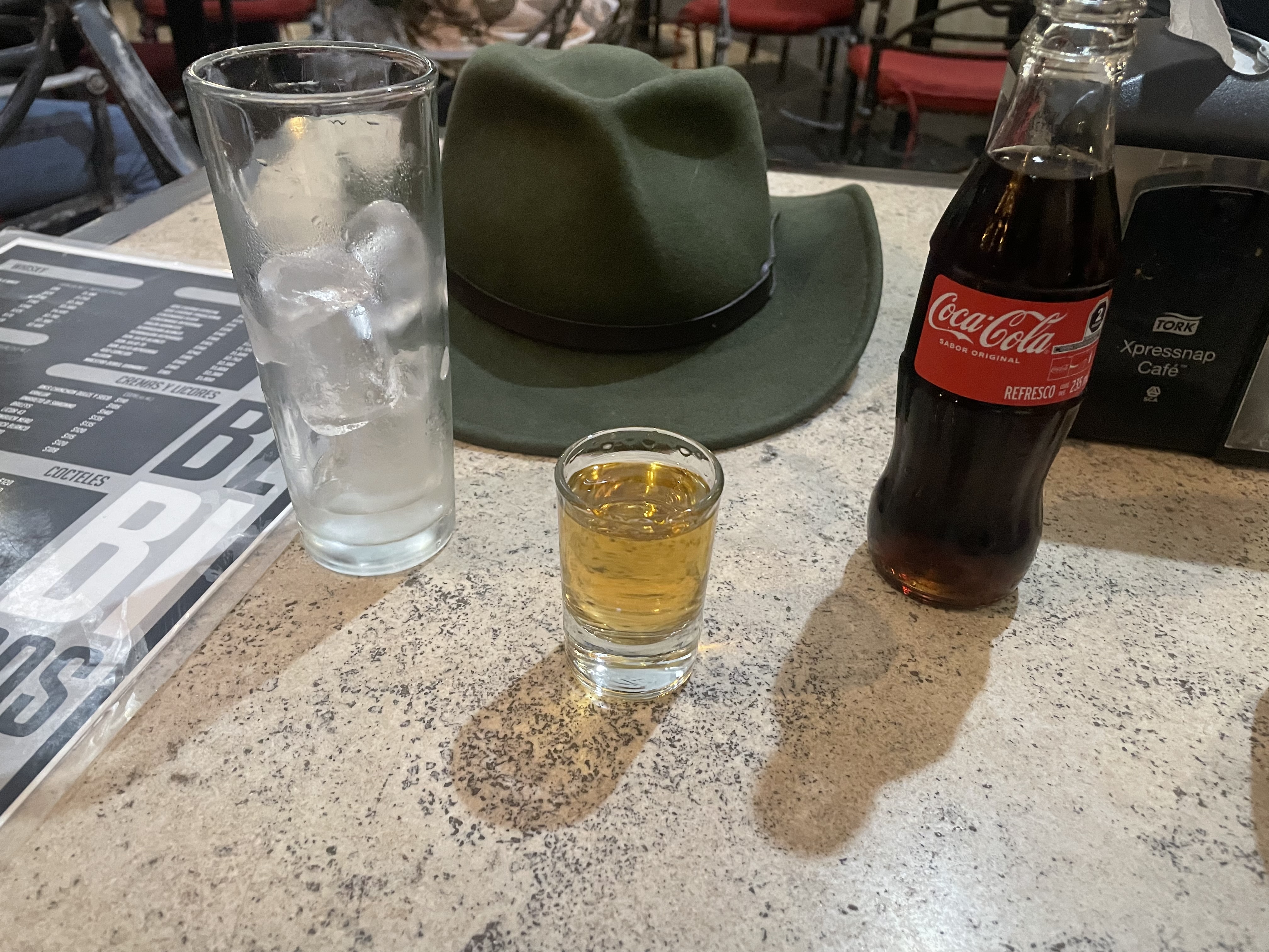 Bar "El Estribo" image 9