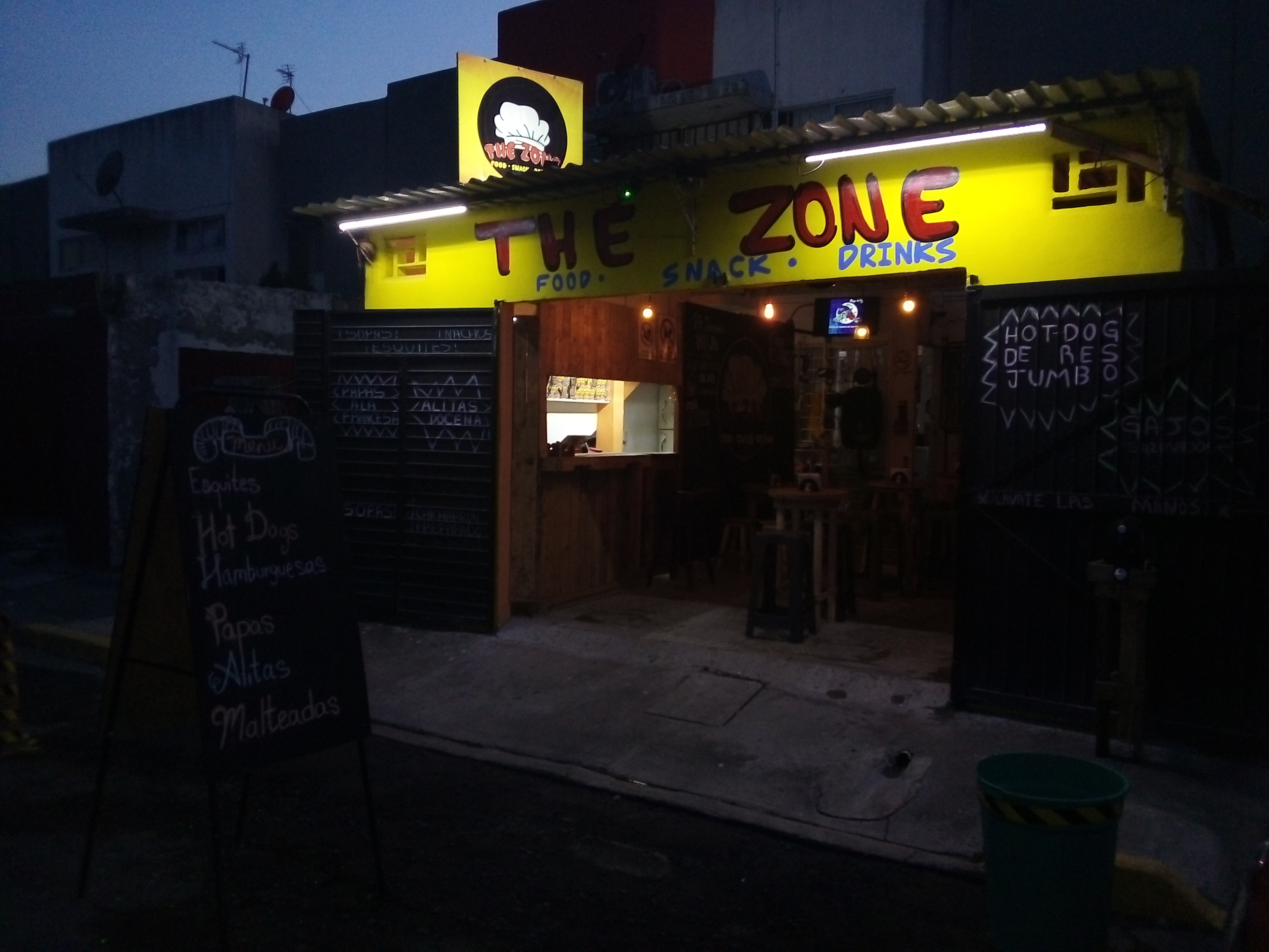 The Zone - Food & Snacks Drinks image 8