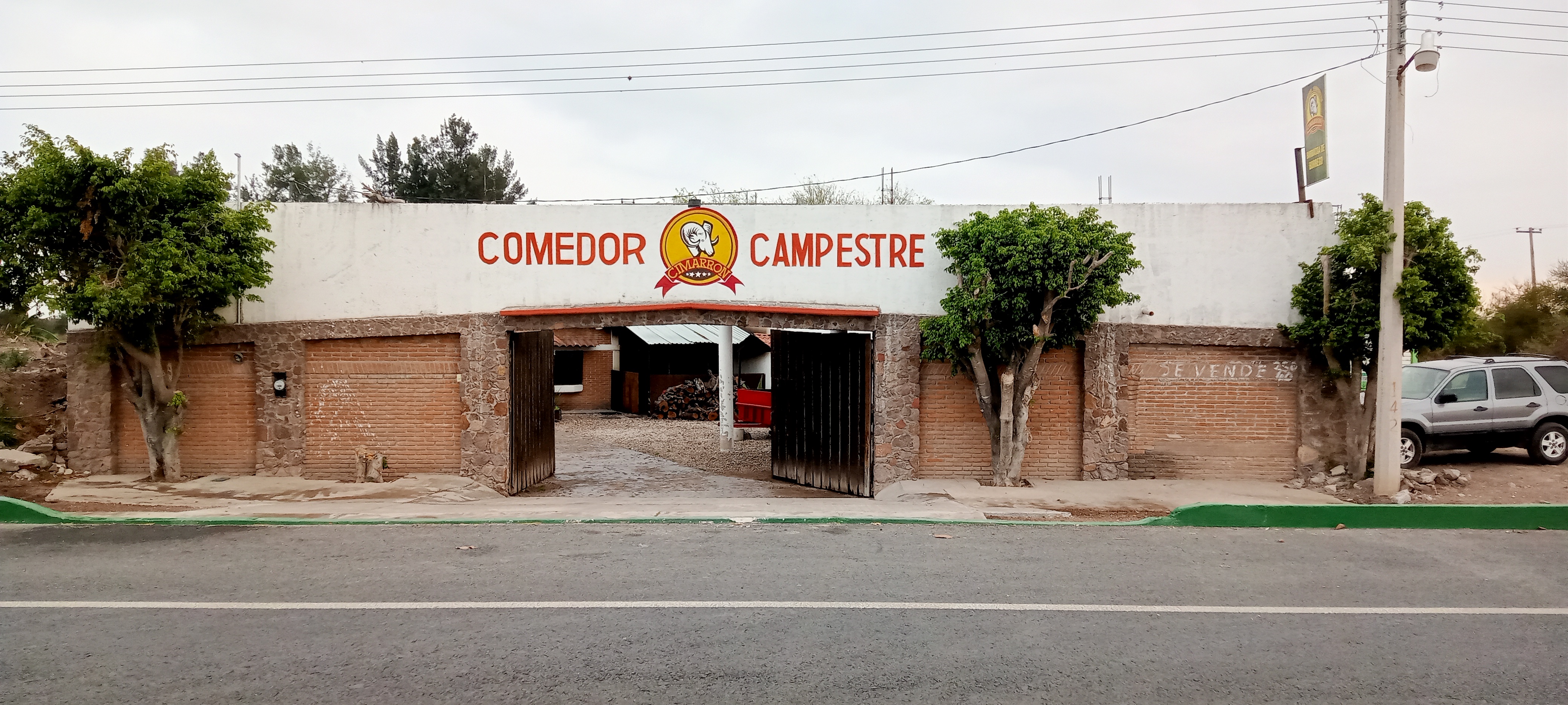 Cimarrón, Comedor Campestre image 1