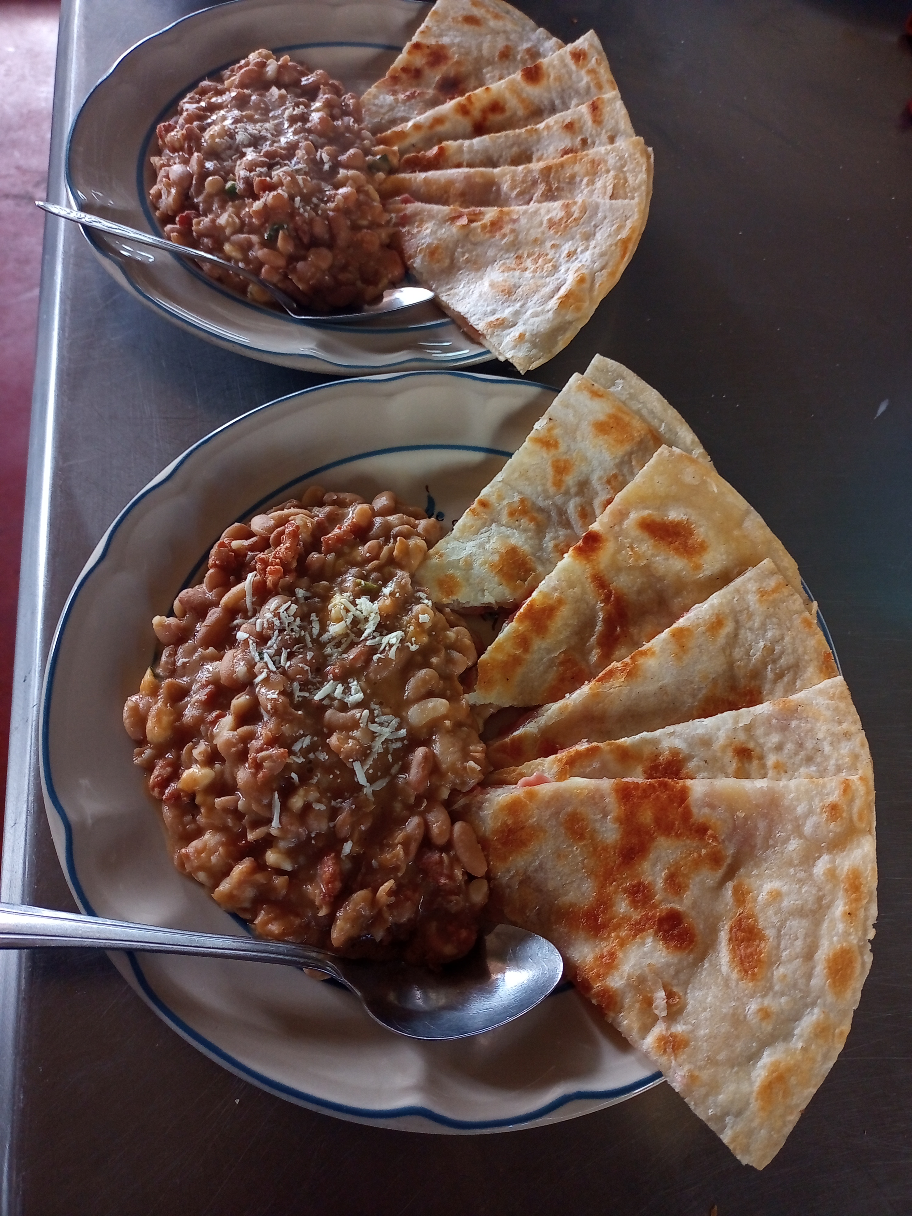 Danny's restaurante image 8