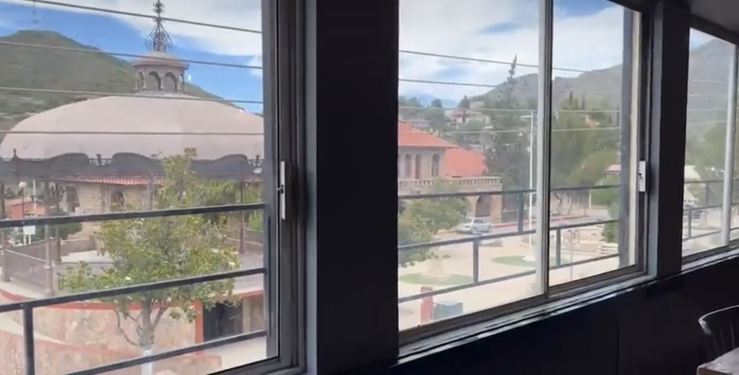 EL PLAZA RESTAURANTE BAR image 3