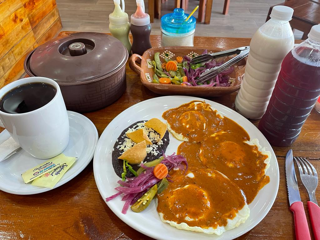 EL PORTONCITO Cochinita Pibil y algo más... image 5