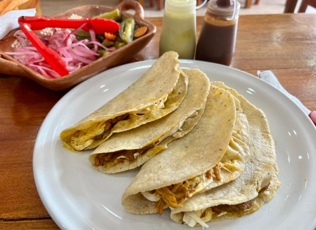 EL PORTONCITO Cochinita Pibil y algo más... image 6