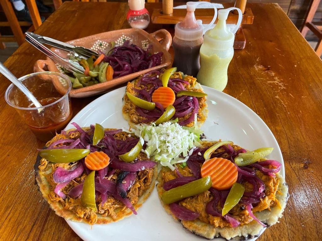 EL PORTONCITO Cochinita Pibil y algo más... image 8