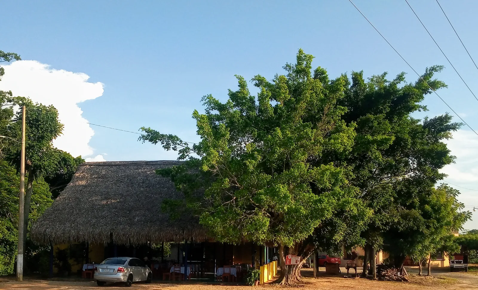 El Pollo Campero image 2