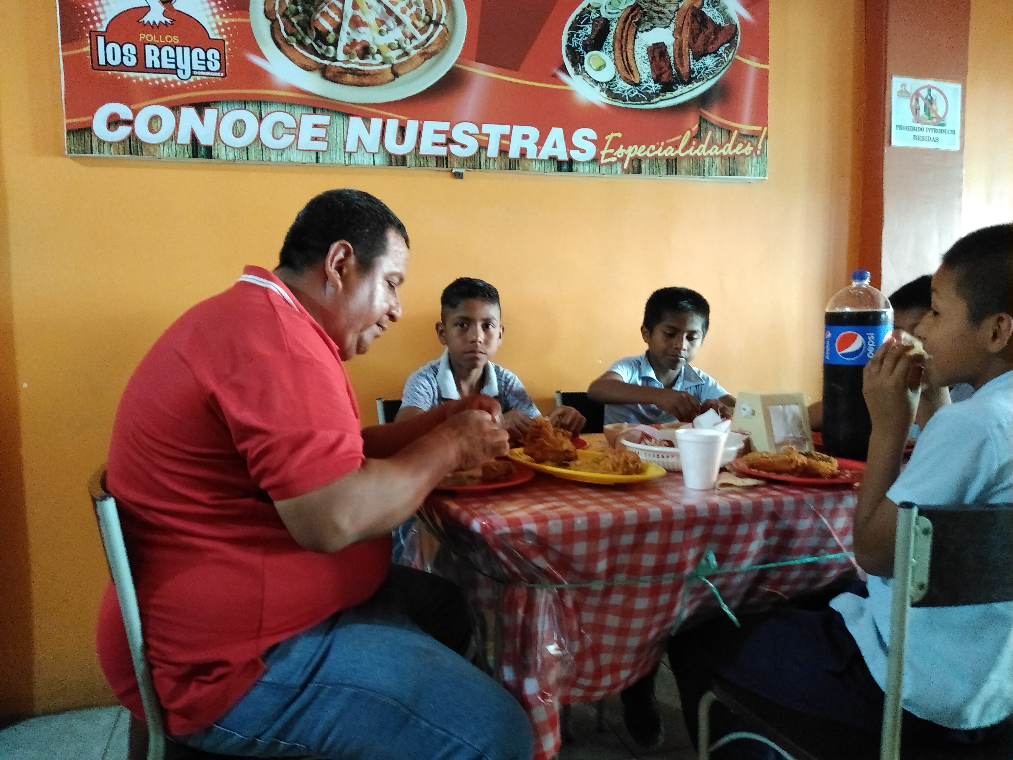 El Pollo Campero image 10