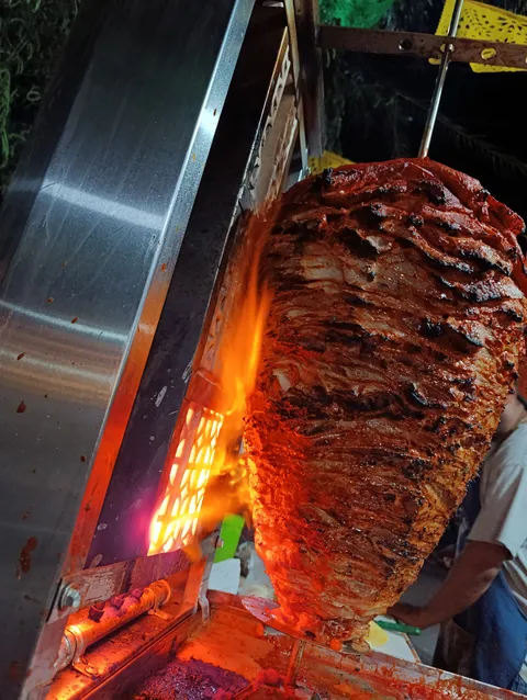 Antojitos y taquería "los tamarindos" image 1