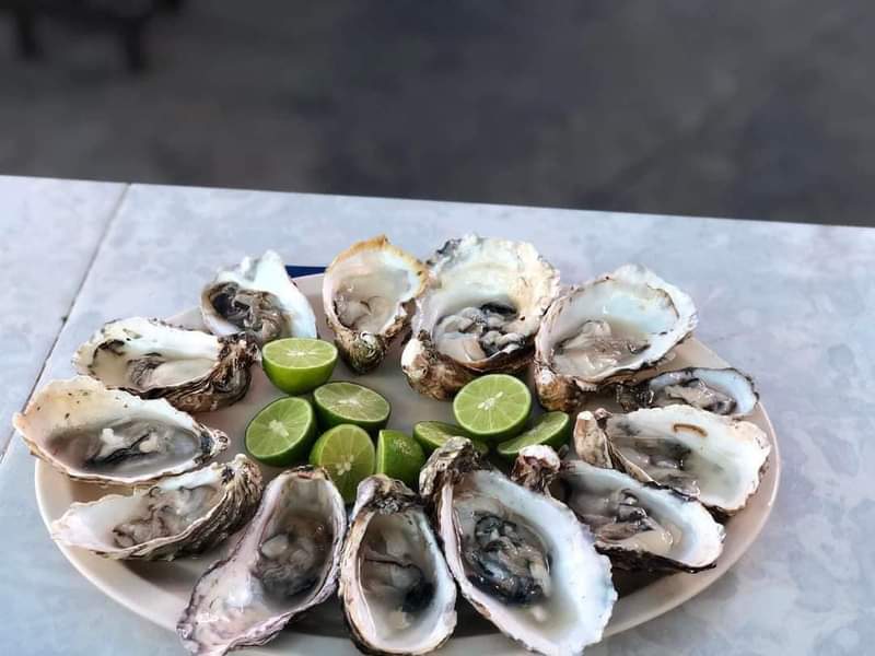 MARISCOS LAS PLEBES image 5