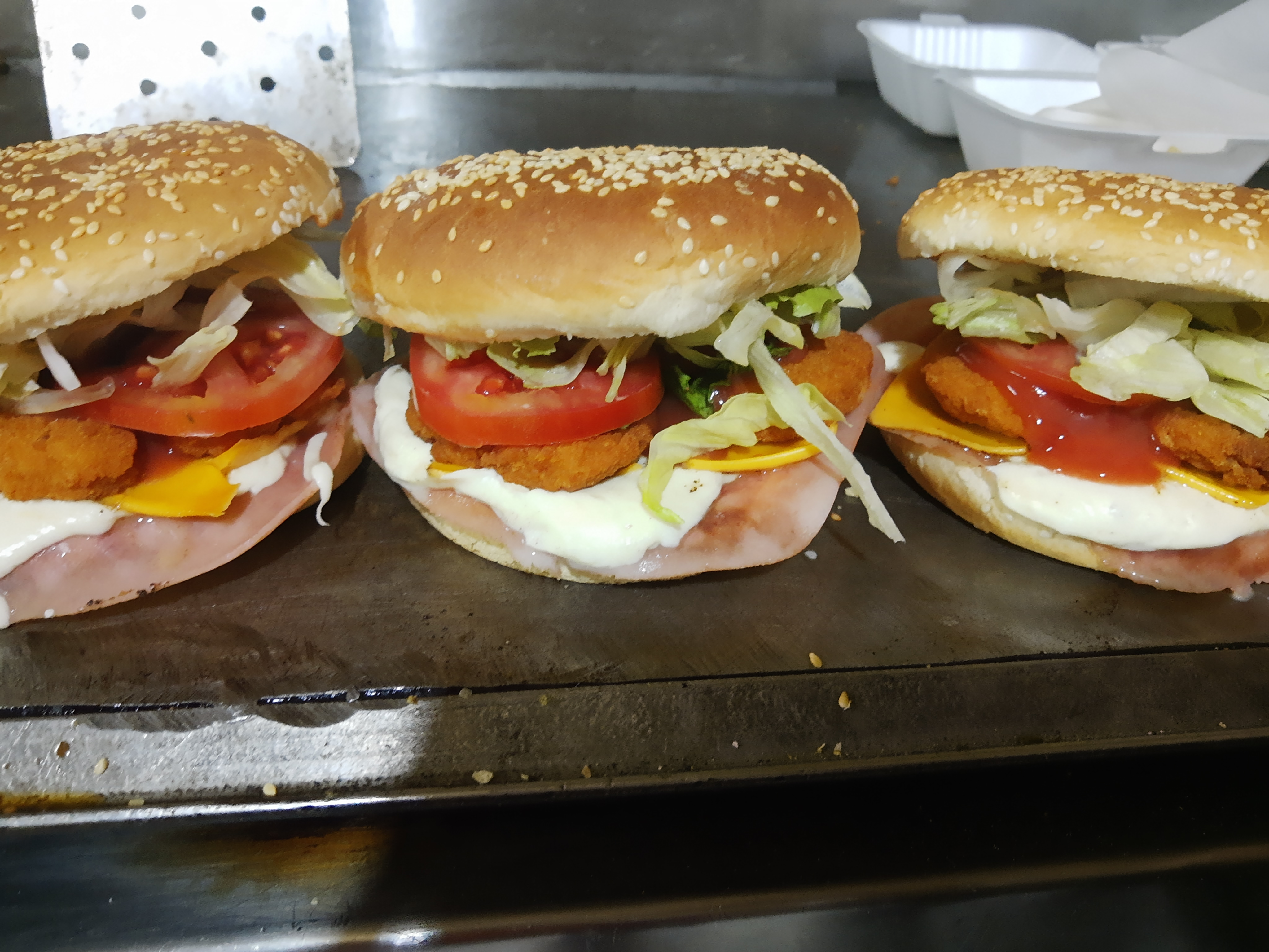 Pepe's pizza image 3