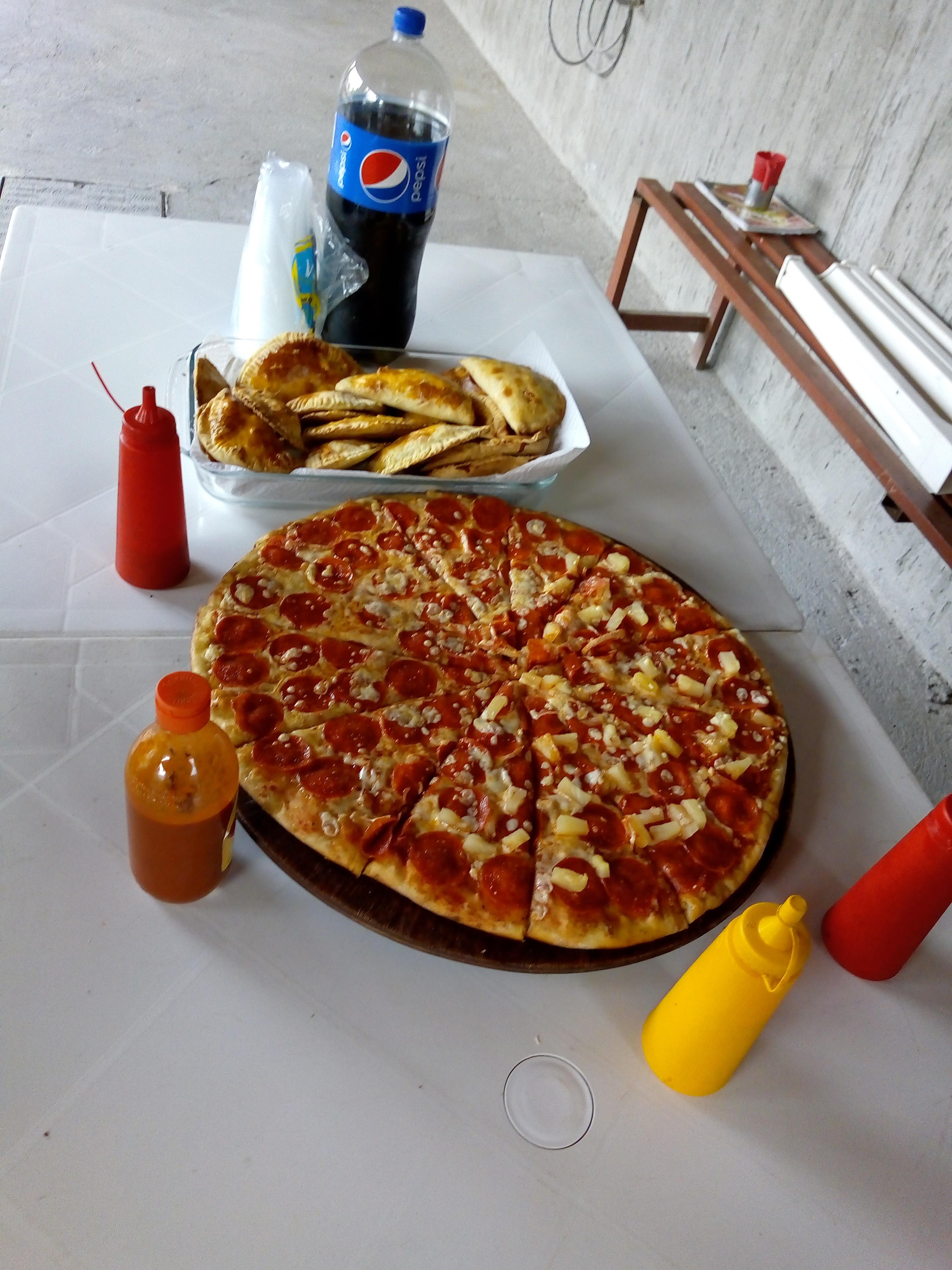 Pepe's pizza image 7