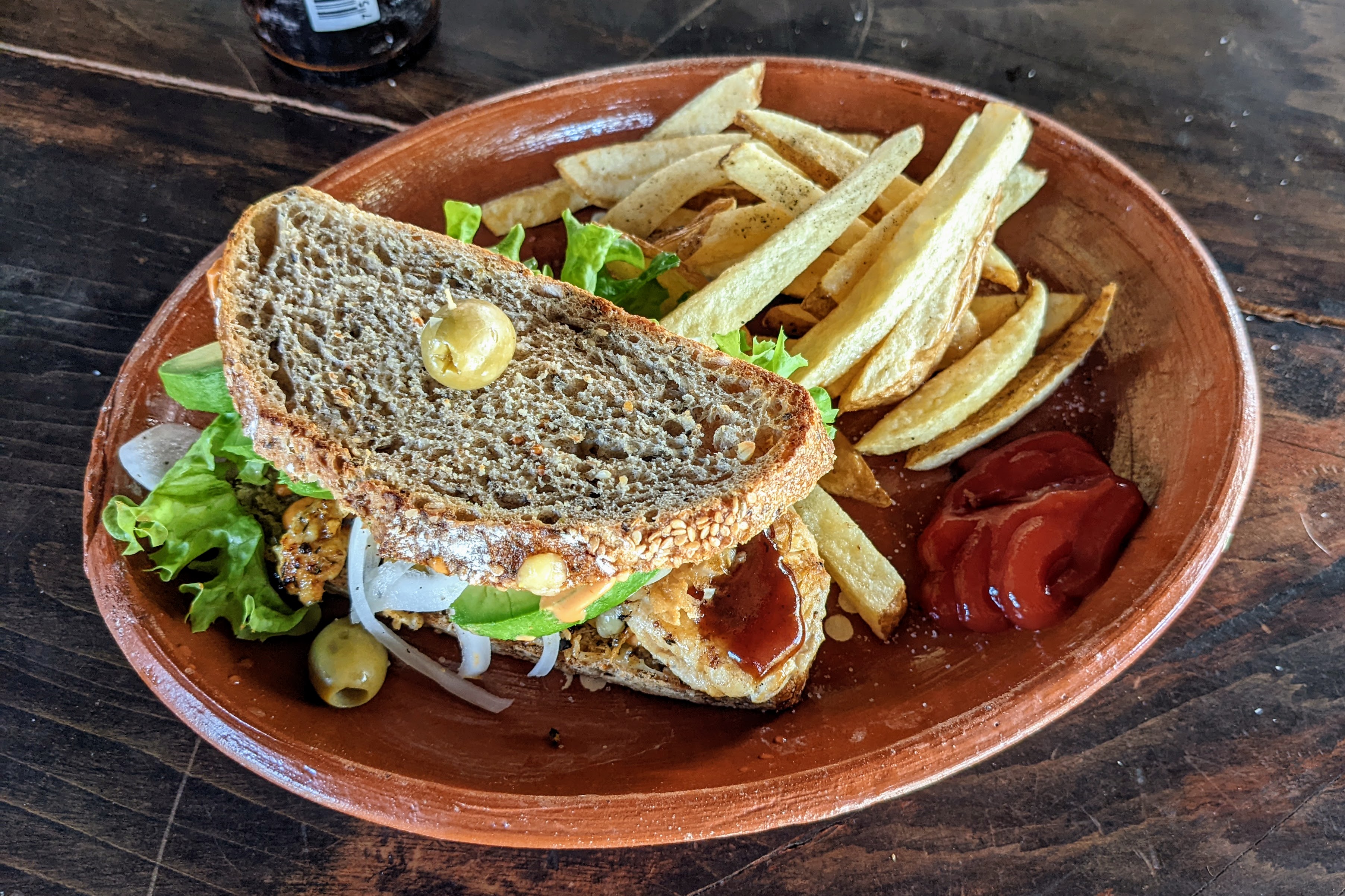 Mel's Casa Social image 1