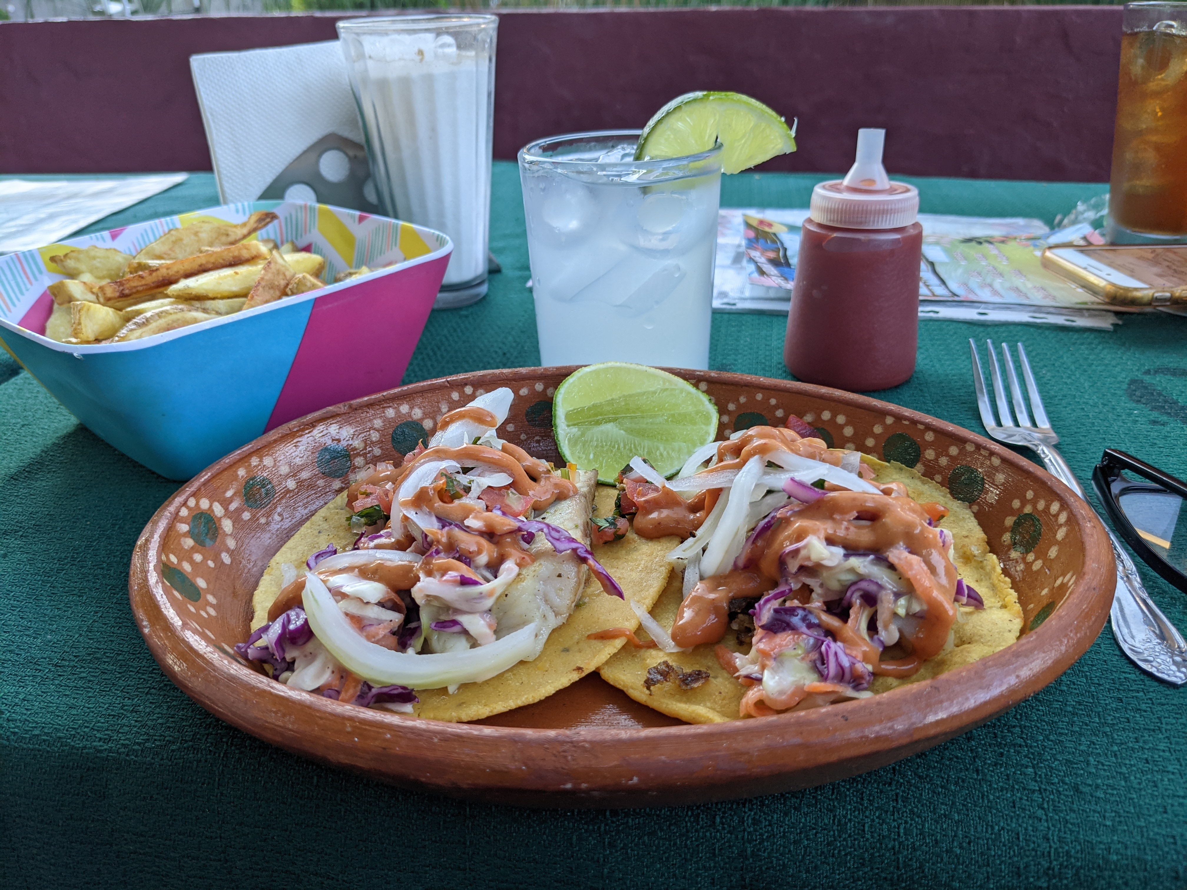 Mel's Casa Social image 5