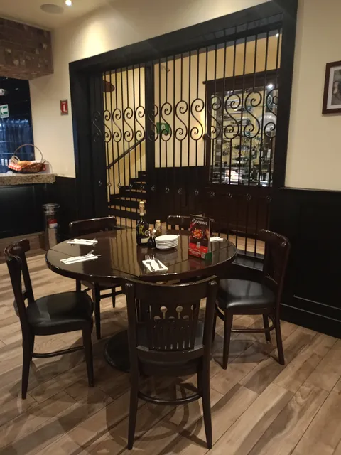 Italianni's image 3