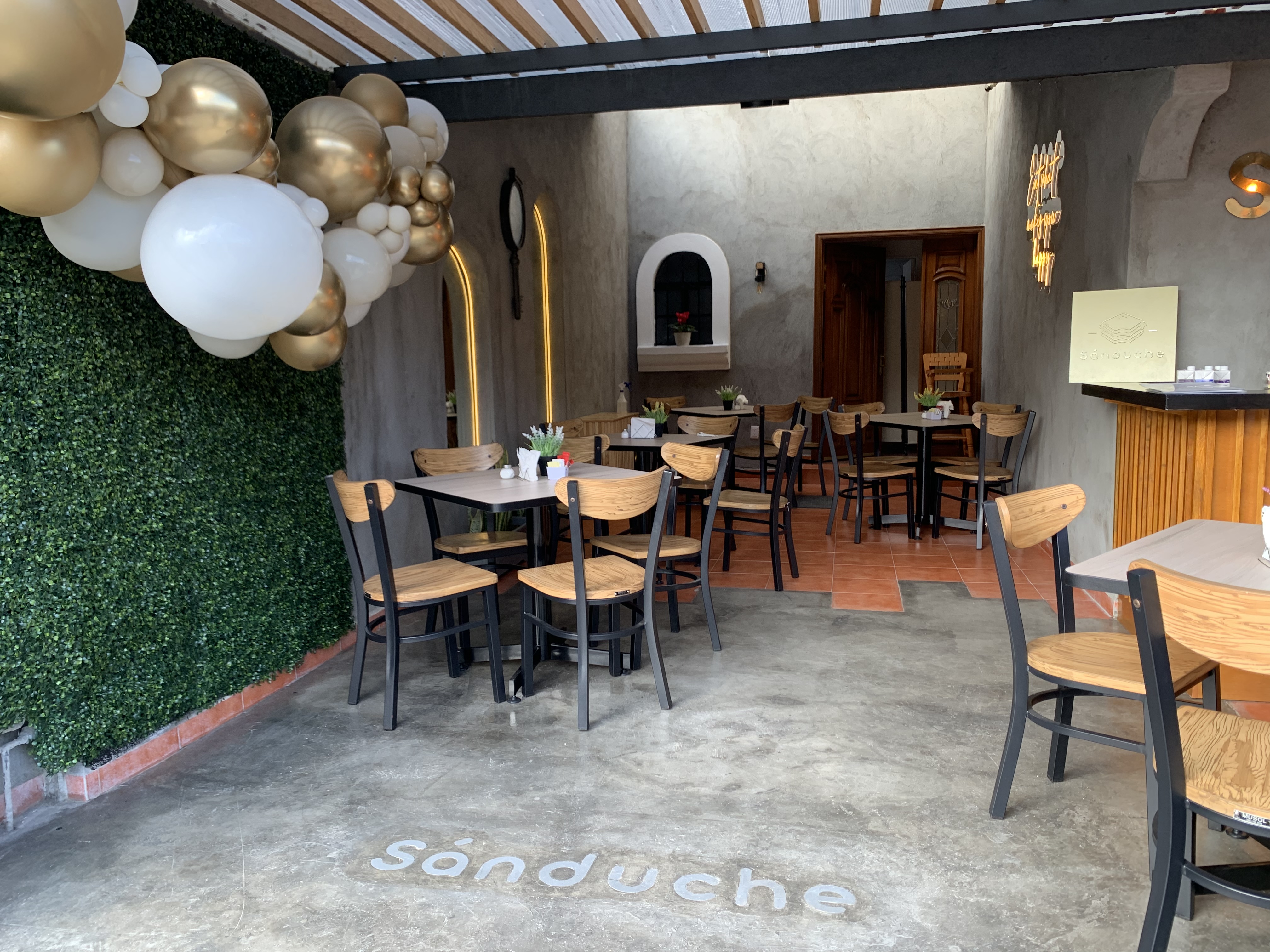 Sánduche Restaurante image 7