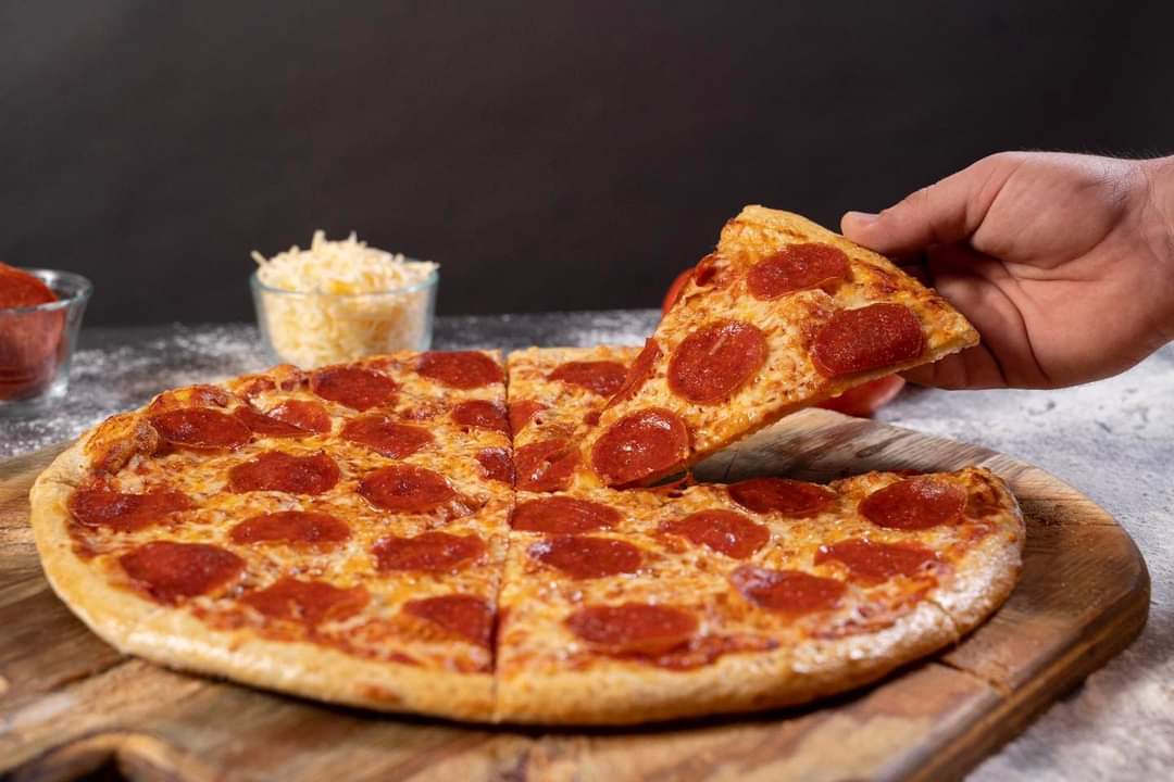 Pizza Express Linares image 1