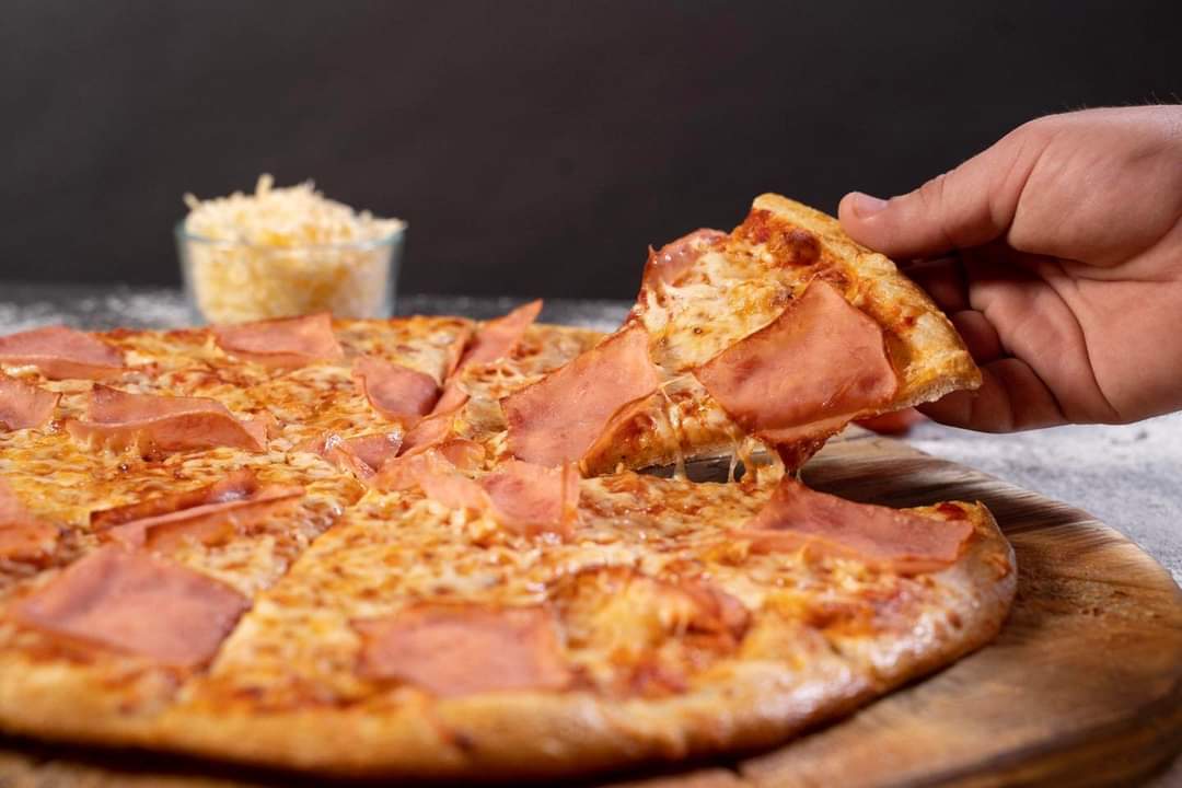 Pizza Express Linares image 2