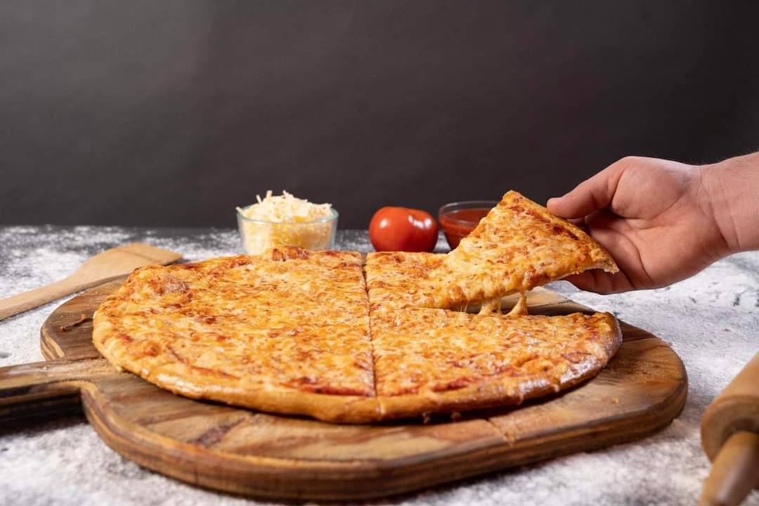 Pizza Express Linares image 4