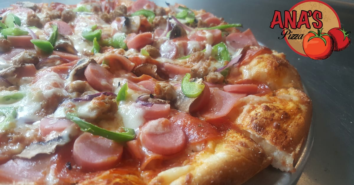 Ana's Pizza image 8